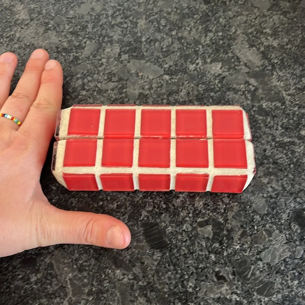 Tile picture holder / display shelf
